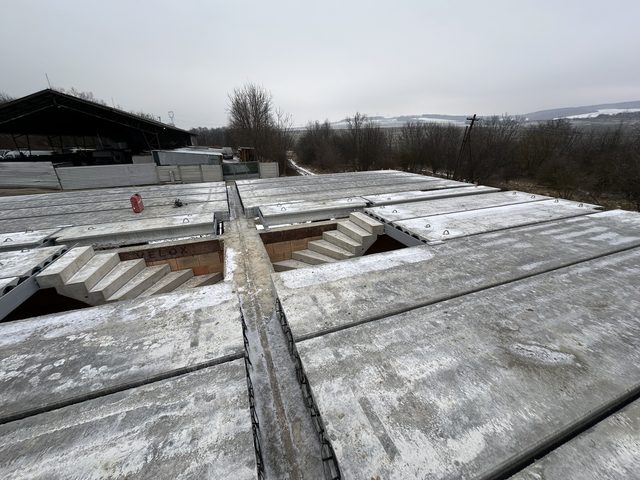Stropní konstrukce z panelů Spiroll